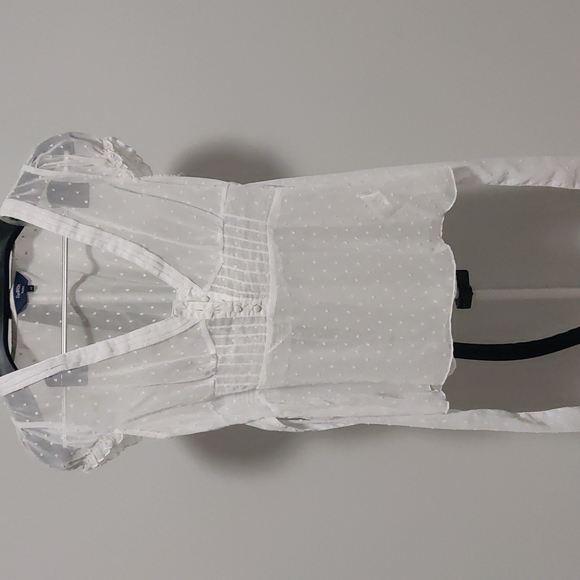 Reitmans Tops - Sheer blouse